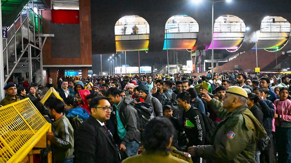 Stampede case at New Delhi Railway Station post-mortem report of all 18 dead come