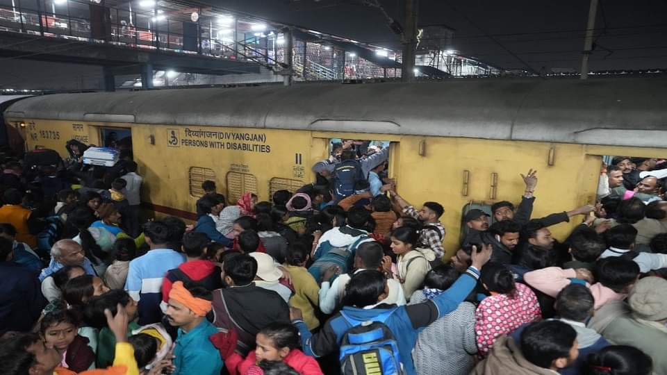 FIR not filed even after one month in New Delhi Railway Station stampede case