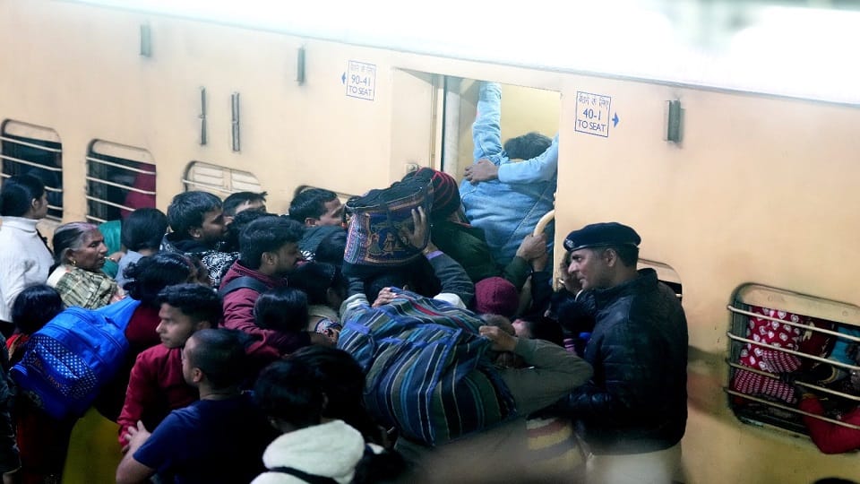 New Delhi Railway Station Stampede: There Was No Place to Step on Platform Number 12 and No Way Out