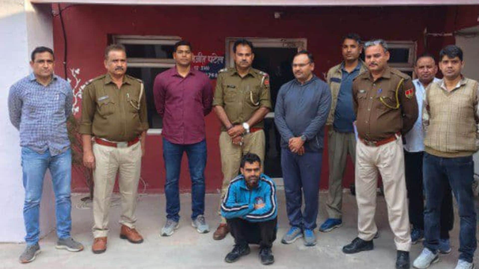 पुलिस की गिरफ्त में आरोपी
