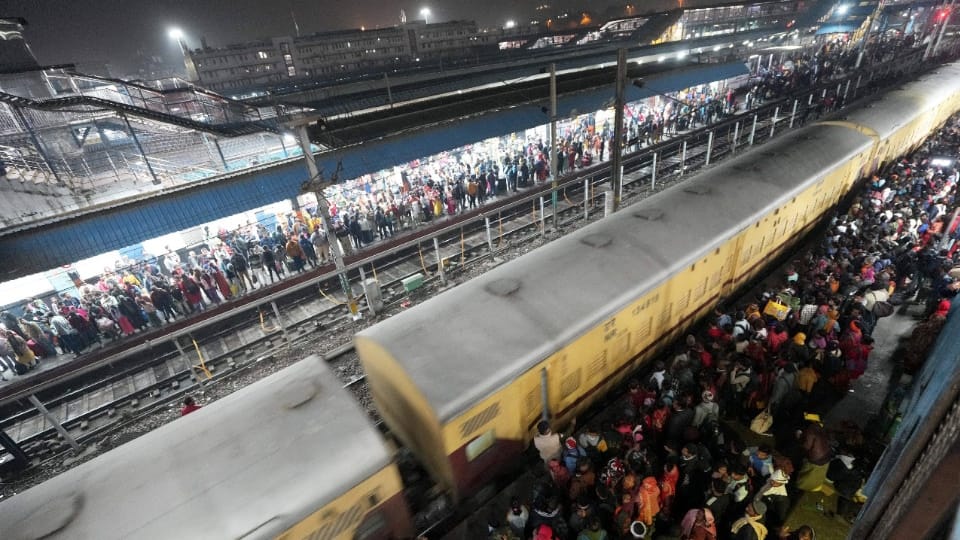FIR not filed even after one month in New Delhi Railway Station stampede case