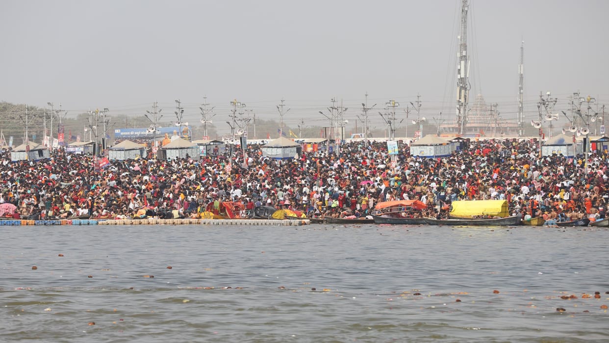 Cleanliness and availability of Sangam water in Mahakumbh is priority of Yogi government