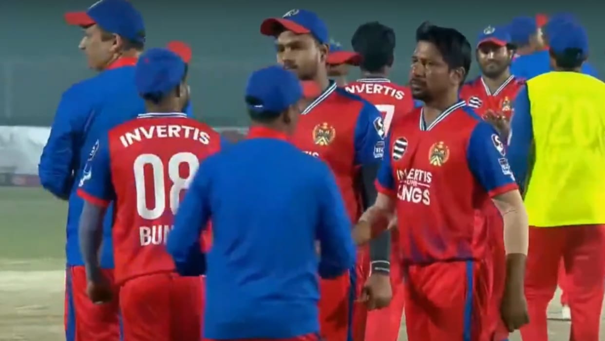 Super Challengers Agra vs Super Kings Bareilly LLC Ten10 Scorecard Match Result Updates in Hindi