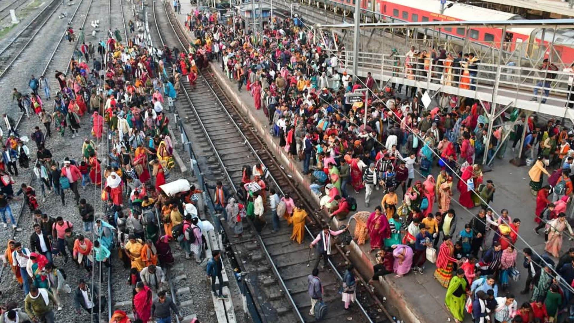 Mahakumbh 2025: Crowd increased at Satna station after stampede in Delhi