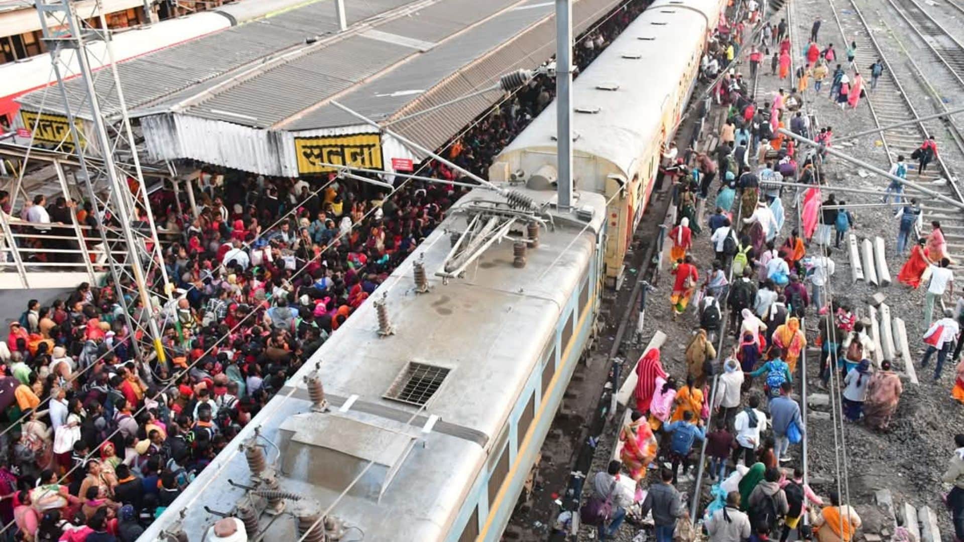 Mahakumbh 2025: Crowd increased at Satna station after stampede in Delhi