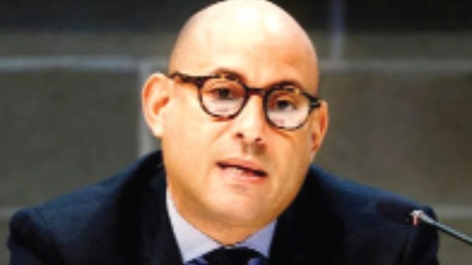 UN climate chief Simon Steele praised India work in solar energy field and called it solar superpower