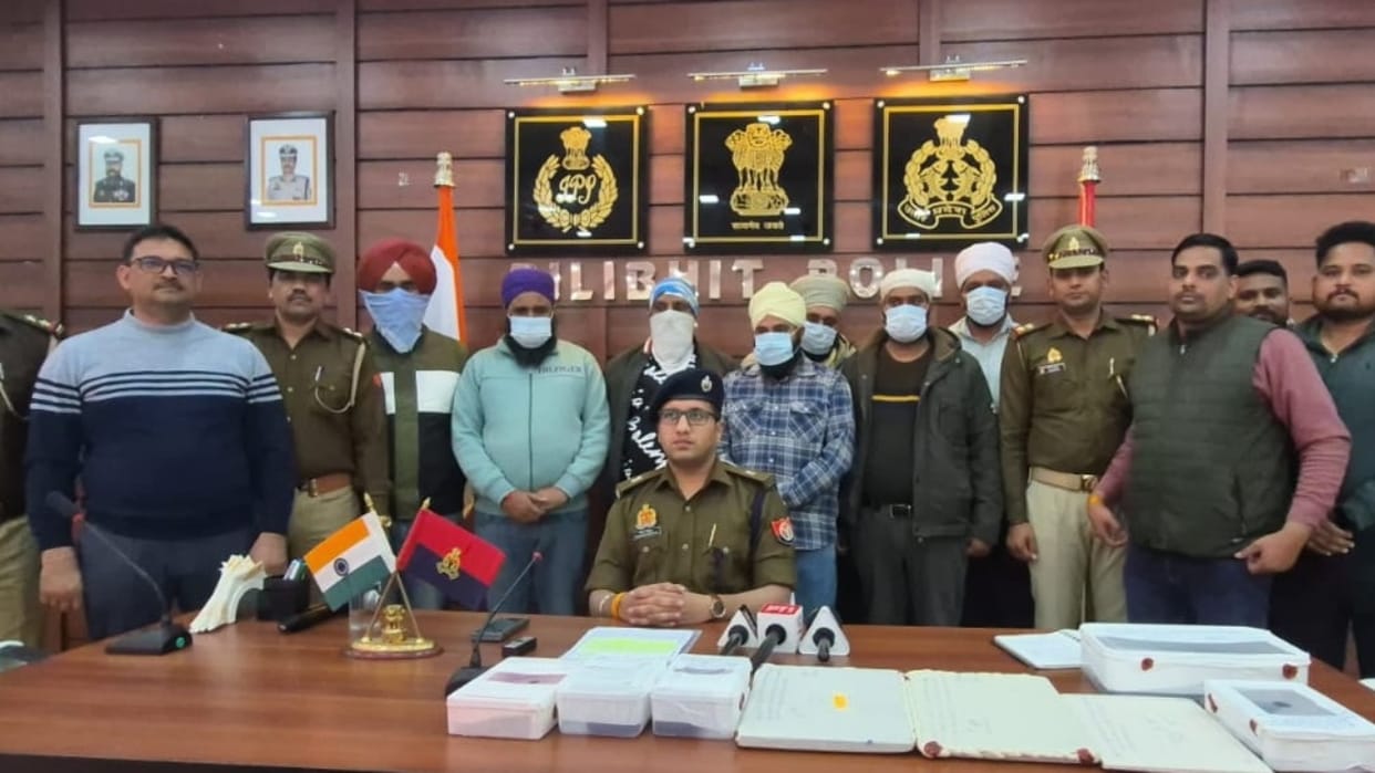 Gang involved in sending people abroad with fake documents busted seven accused arrested in Pilibhit