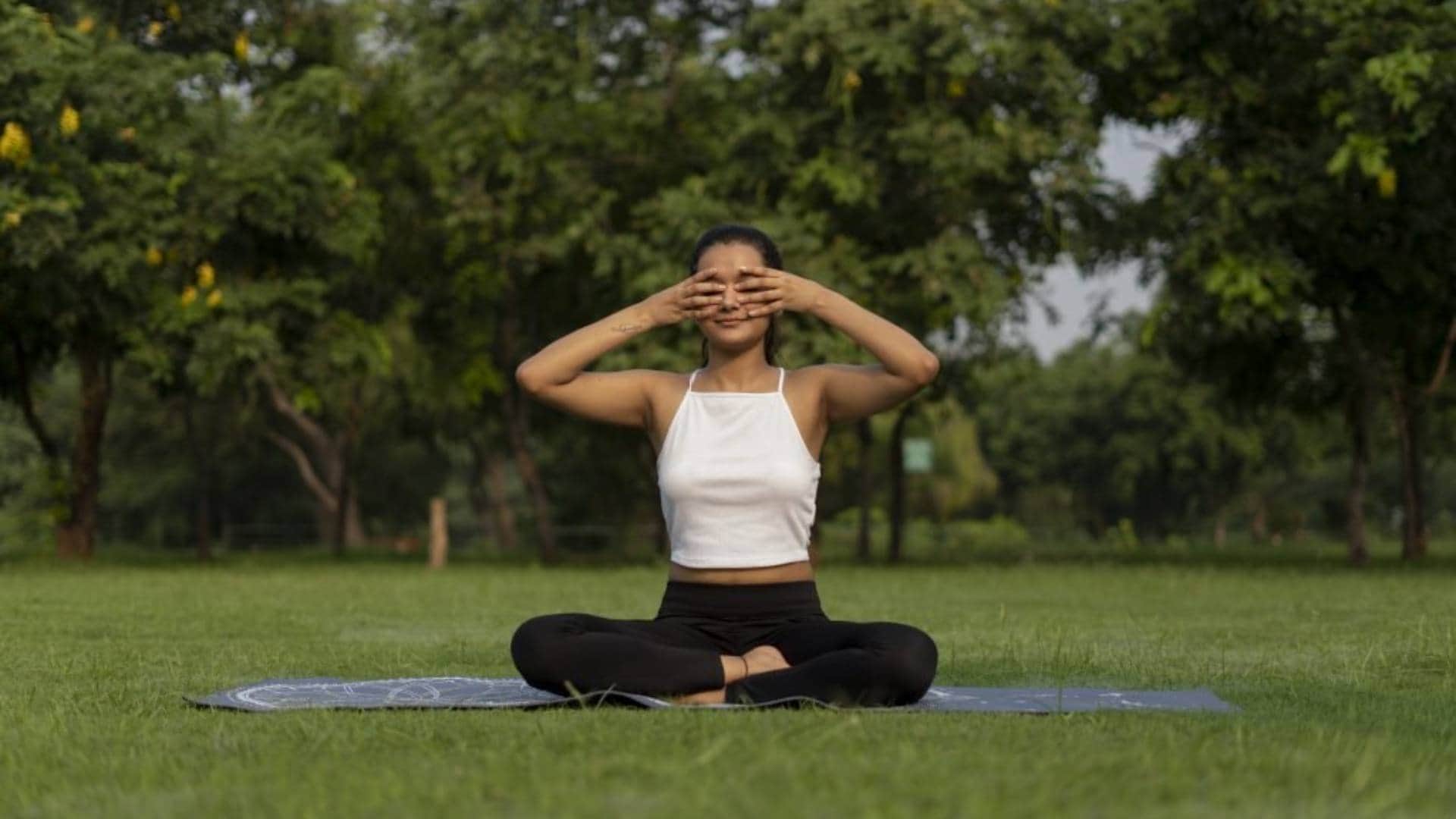 Amar Ujala Samwad 2026 Haryana Baba Ramdev Yoga Tips To Save From Delhi Pollution