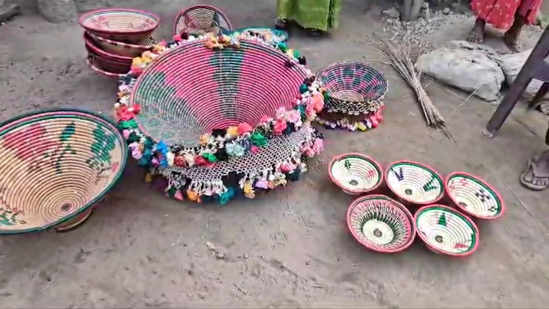Bihar: Art of Nirmala Devi and Kaushalya Devi of Bagha got national recognition, PM Modi praised them in Delhi