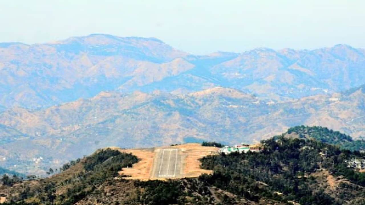 जुब्बड़हट्टी एयरपोर्ट।