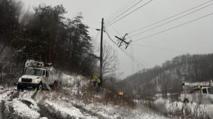 US winter season death Updates casualties in Louisville Kentucky harsh weather pummel america news in hindi