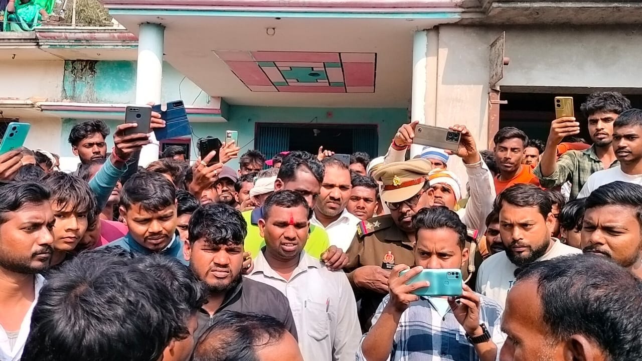 Former state secretary committed suicide blaming Sanjay Nishad in Maharajganj