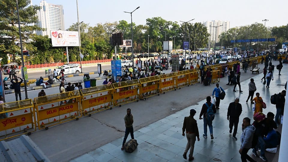 Bomb call received in an unclaimed bag at New Delhi Railway Station