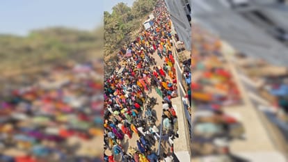 Announcement made on the second day also, there is huge crowd at Prayagraj Junction