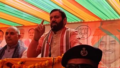झूठ के पैर नहीं होते: हुड्डा पर सीएम सैनी ने कसा तंज, बोले- चुनाव से पहले सज गई थी कुर्सी, ढोल वाले भी आ गए थे Lies have no legs CM Nayab Singh Saini targated Bhupender Hooda in Rohtak