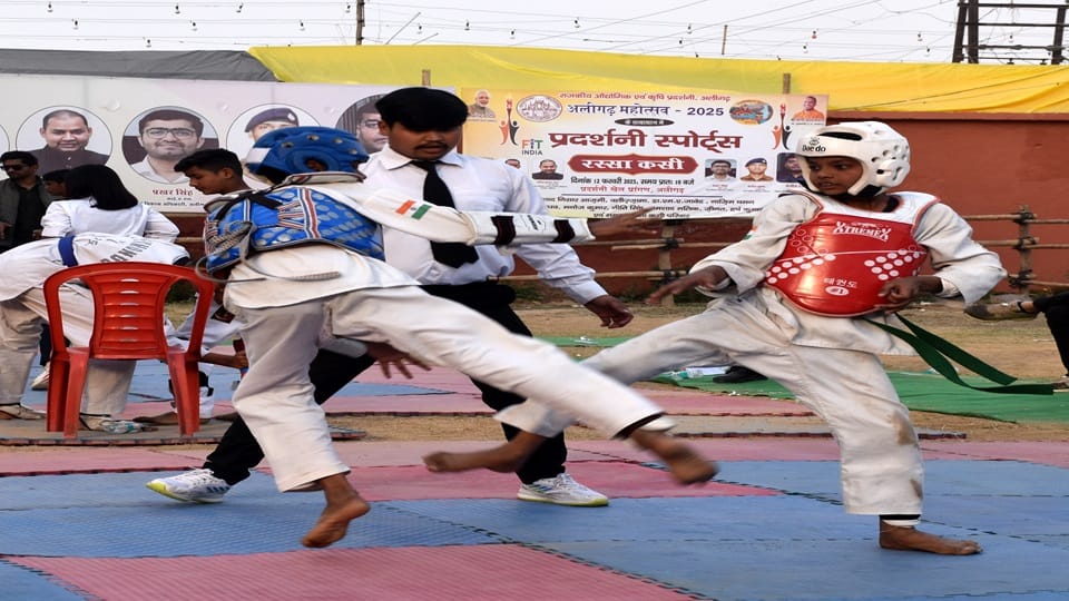 Taekwondo competition held in Aligarh Exhibition