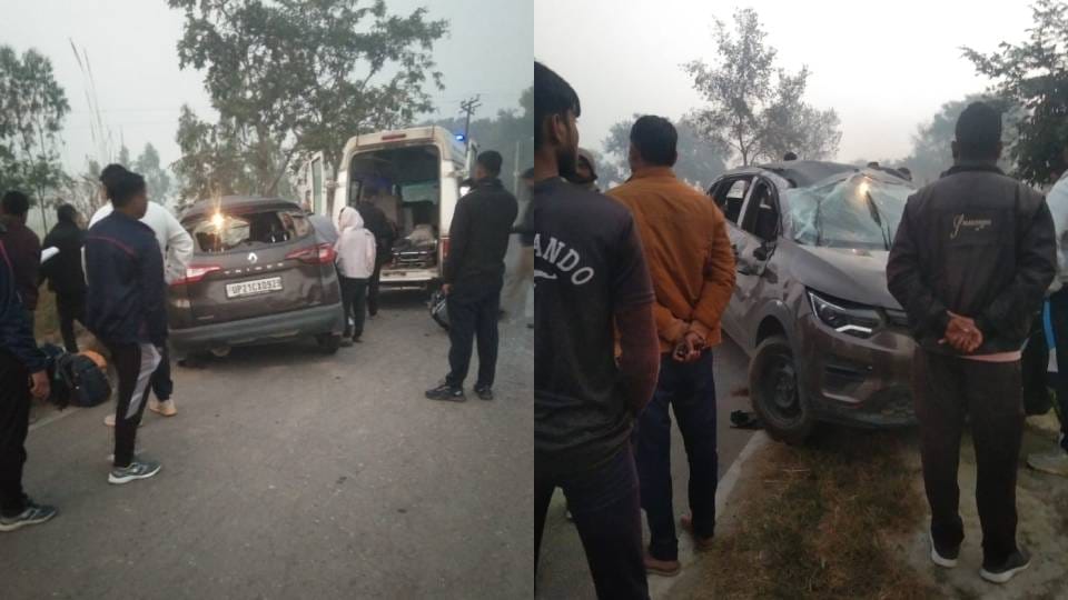 high speed car lost control and overturned in Amethi four people injured