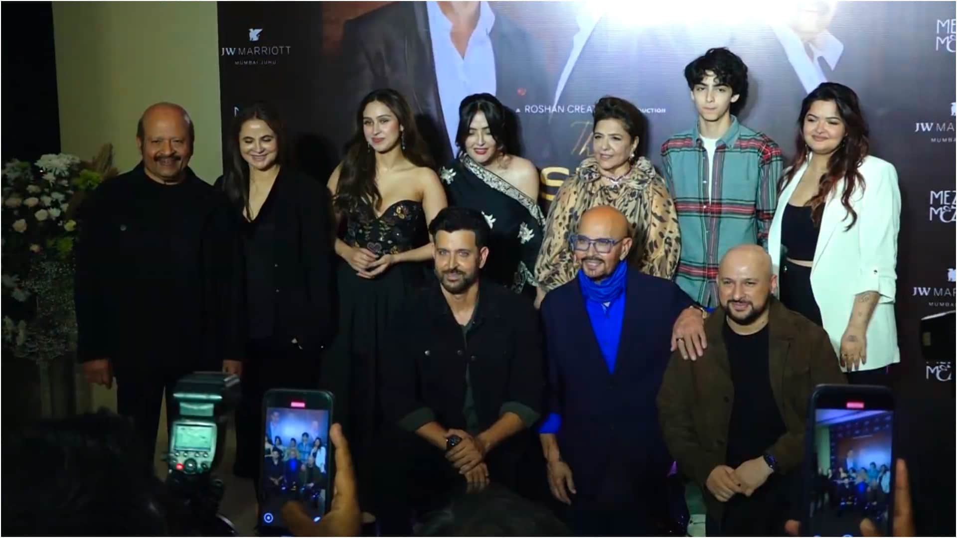 The Roshans show party many celebs attend rekha hrithik roshan rakesh roshan javed akhtar and others