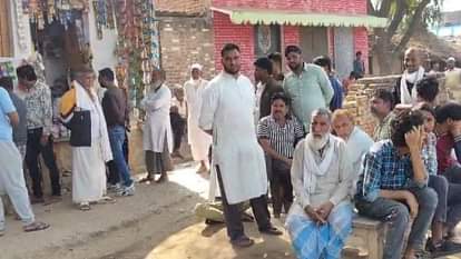 Double murder in Banda girl was stabbed to death family members beat lover to death