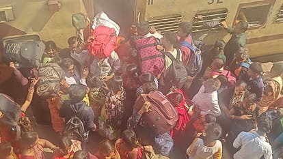 After New Delhi stampede security arrangement in train to prayagraj from patna free train ticket fact check