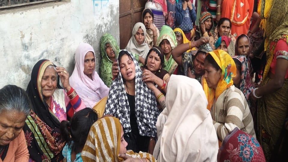 pitiful cry of mother dead bodies of innocent son and husband accident destroyed whole family