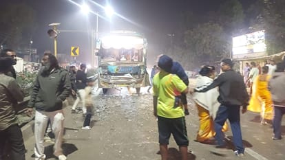 10 Devotees Injured One Dead In Road Accidents At 3 Places In Varanasi ...