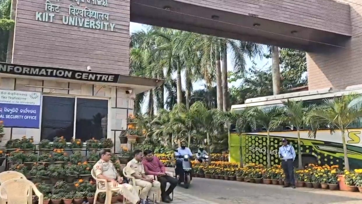 KIIT suicide case: Odisha government formed a high-level inquiry committee, two guards arrested