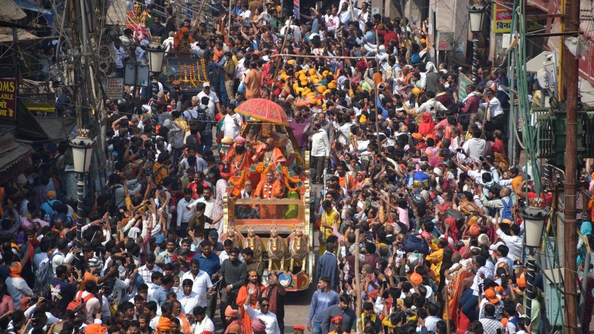 Ahwahan Arena procession in Kashi with naga sadhu and sants