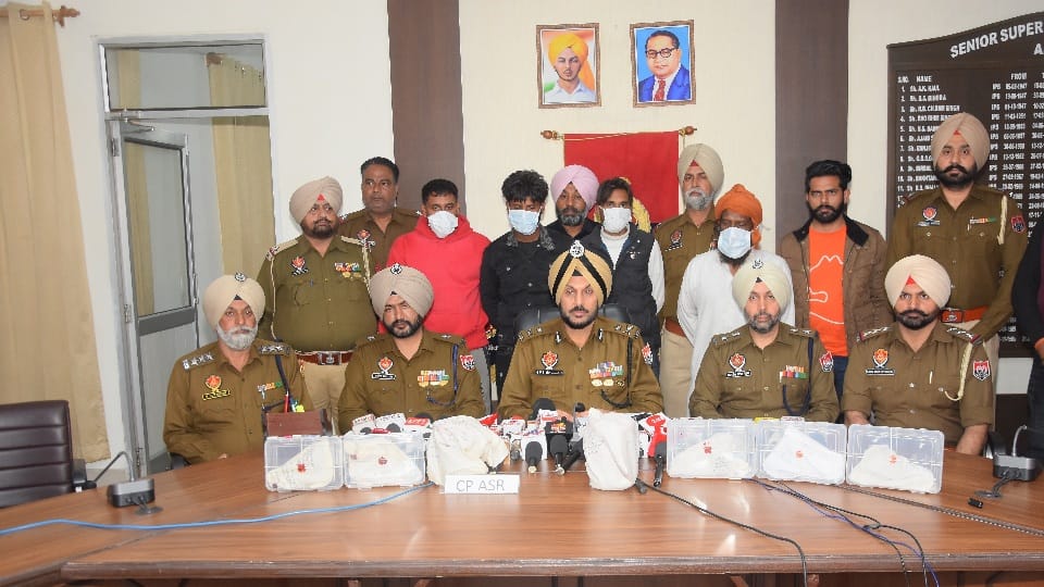 Nine smugglers arrested including two kg heroin and five pistols in Amritsar