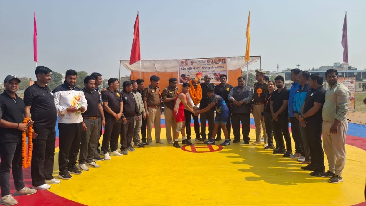 Riya of Kashi defeated Sakshi of Devipatan with Banarasi Multani move