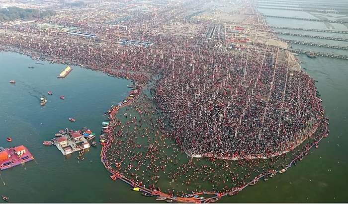 Mahakumbh : संगम पर भक्ति का अनंत प्रवाह, महाकुंभ में अब तक 55 करोड़ श्रद्धालुओं ने लगाई डुबकी Endless flow of devotion at the Sangam, till now 55 crore devotees have taken a dip in the Mahakumbh.