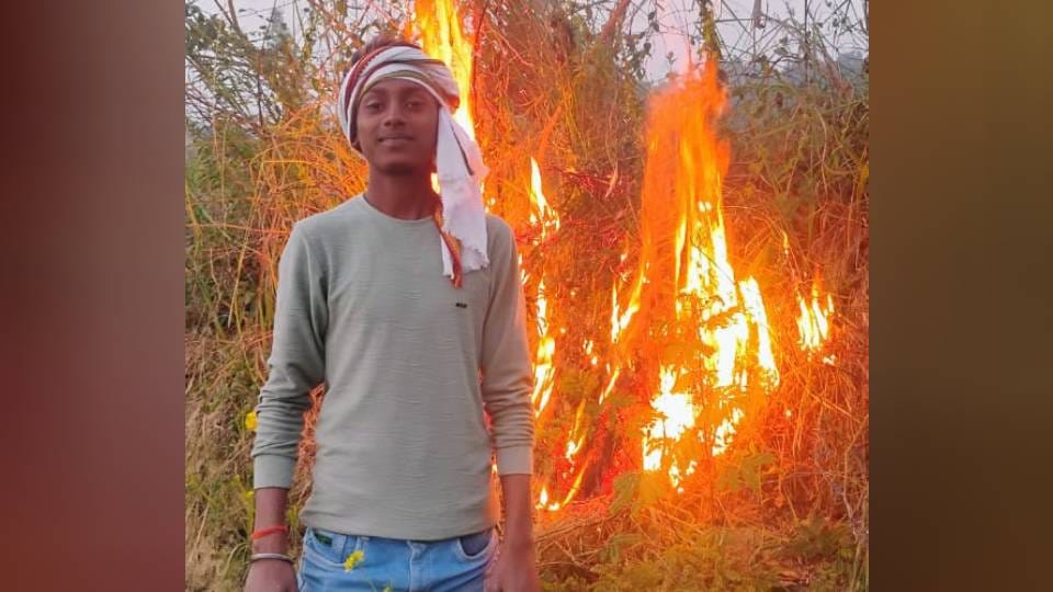 student died after stumbling and falling on road while returning from school in Bahraich