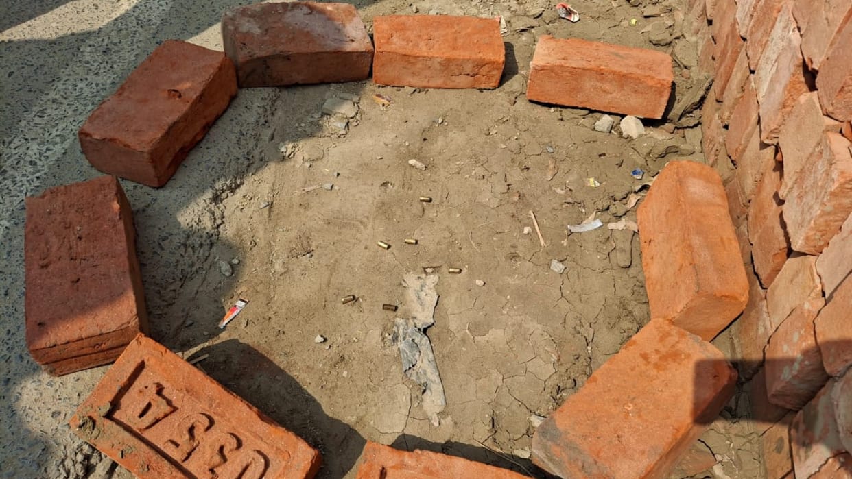 Begusarai News: Firing at Panchayat Samiti member's house in broad daylight due to election rivalry