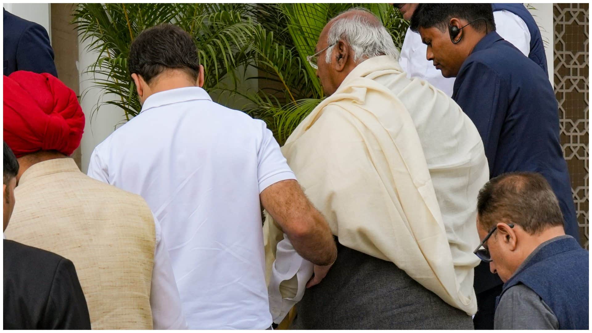 You will be accountable for poll results: Kharge to Congress top brass