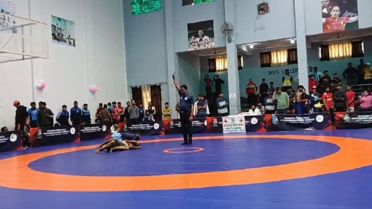 Rohilkhand University players won five gold medals in Grappling competition on second day