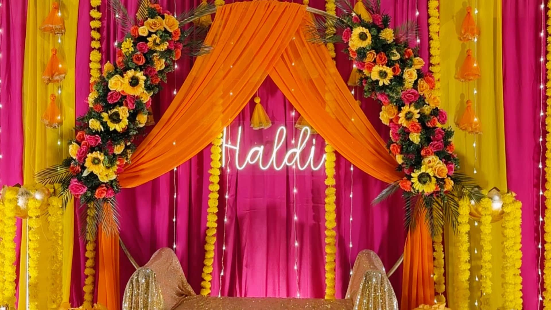 Dream Astrology seeing own marriage in dream is good or bad sapne me khud ki shadi dekhna