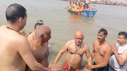 Jitan Ram Manjhi said, we took bath in Kumbh, some may be feeling pain