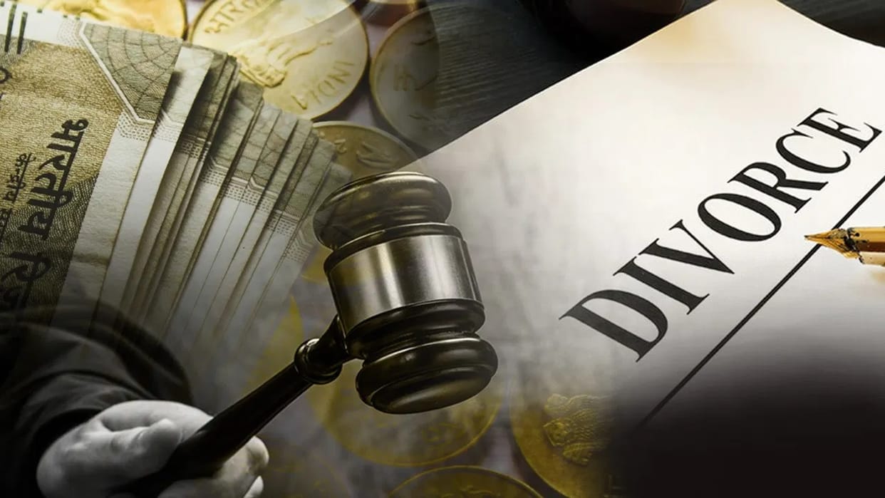wife living separately from her husband without any reason is not entitled to maintenance allowance