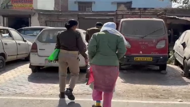 Upब्यूटी पार्लर में दुल्हन की हार्ट अटैक से मौत की