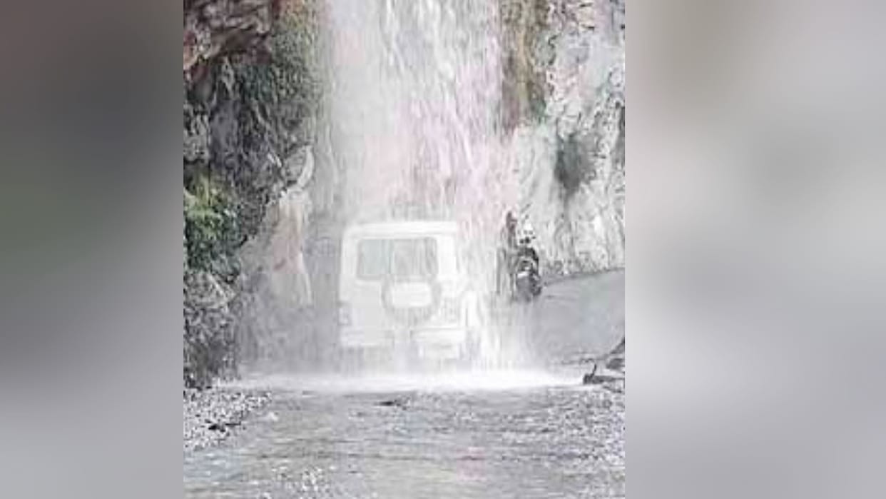 Leakage in the tunnel of Parvati hydroelectric project, people are scared