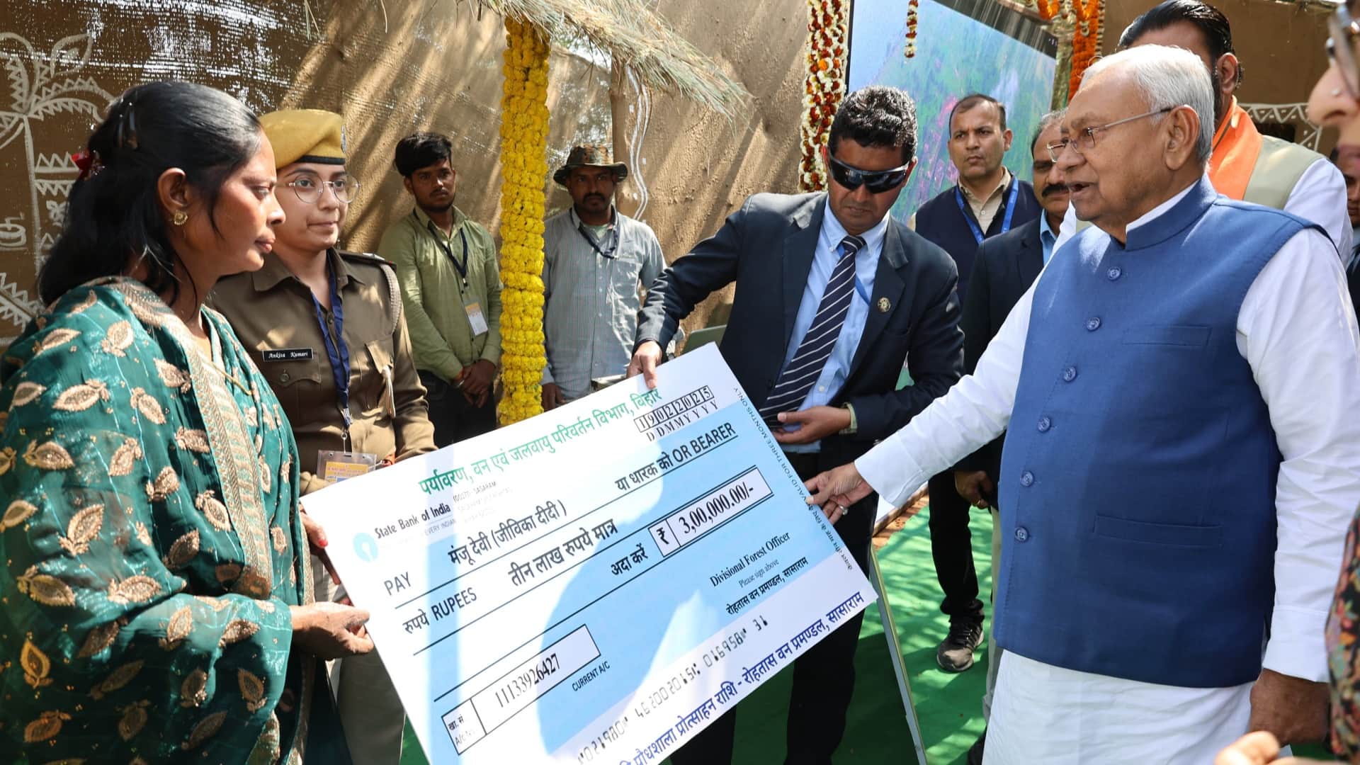 Pragati Yatra: Nitish inaugurated-laid foundation stone of development projects worth Rs 379 crore in Rohtas