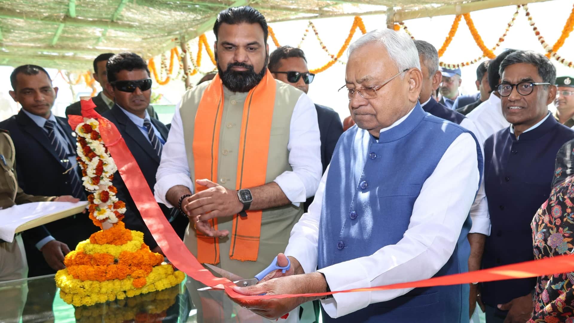 Pragati Yatra: Nitish inaugurated-laid foundation stone of development projects worth Rs 379 crore in Rohtas