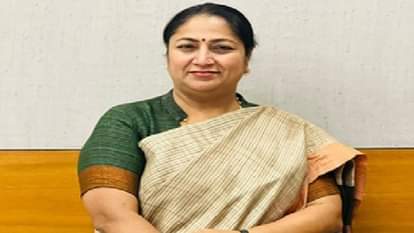 मुख्यमंत्री रेखा गुप्ता।