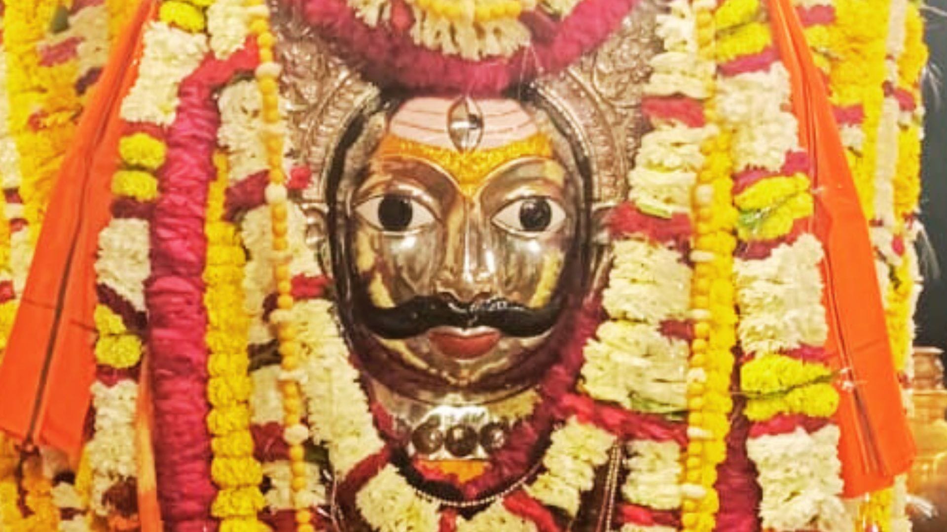 Kalashtami 2025 Chant These Powerful Mantras on Kalashtami to Appease Kaal Bhairav and Banish Fear