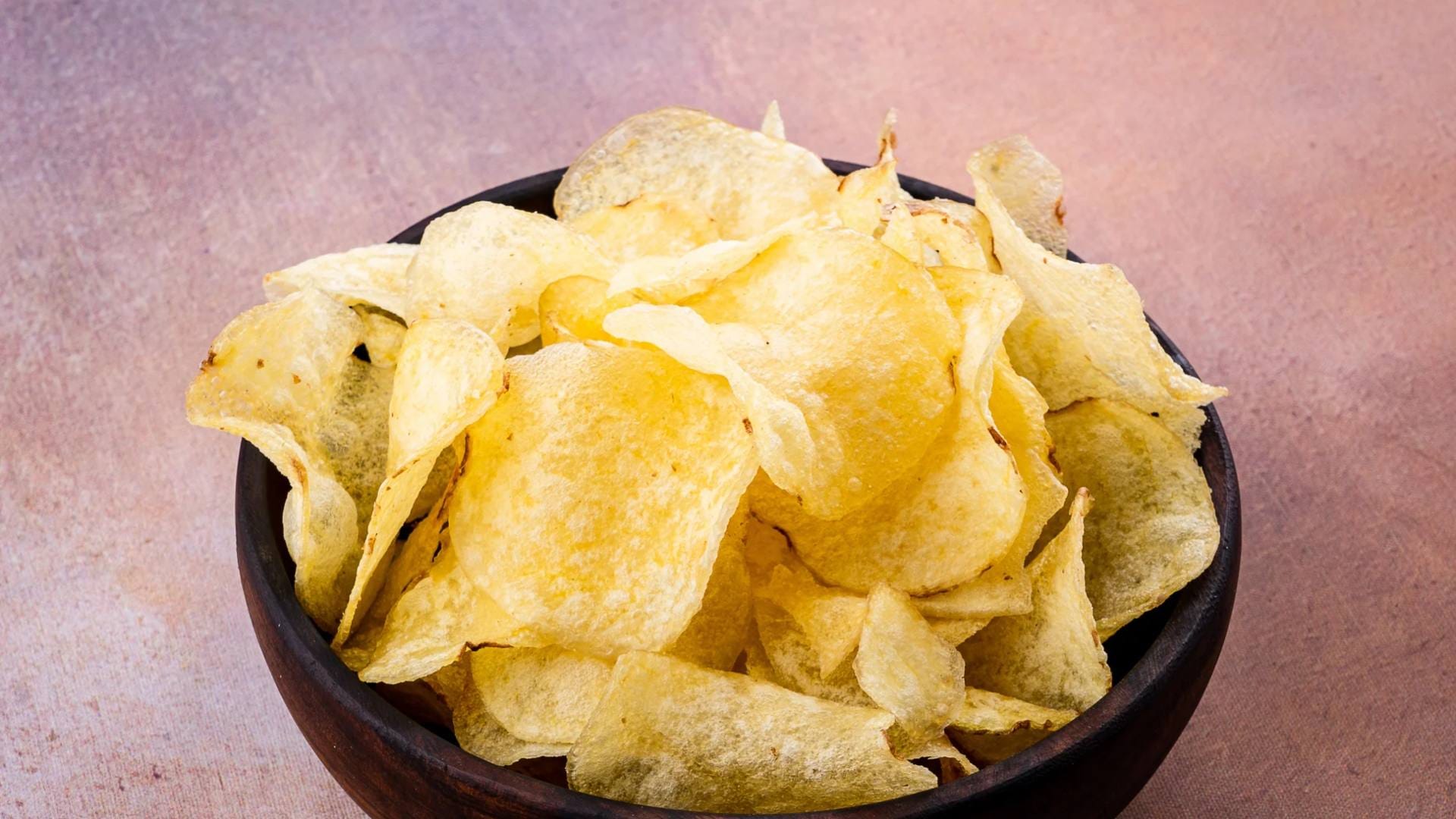 Packed Chips Side Effects Do not Feed It to Children it can cause harm to health Details Inside disprj