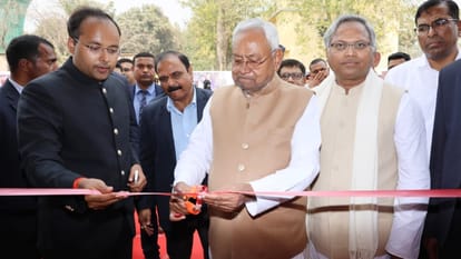 Bihar news : Nitish Kumar inaugurate and foundation stone 263 schemes 820 crore Pragati Yatra nanand nalanda