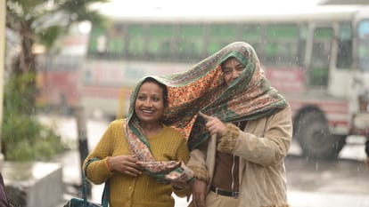 Rain and hailstorm in many places in punjab weather update see photos