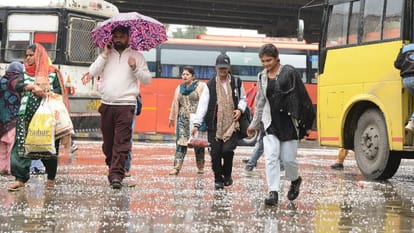 Rain and hailstorm in many places in punjab weather update see photos