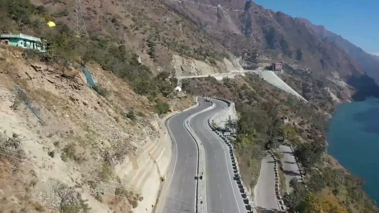 Cutting and blasting will be done on Nerchowk to Pandoh road closed for two hours a day till March 31