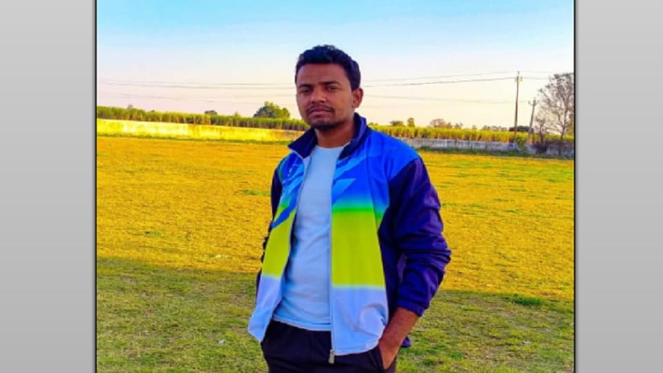Muzaffarnagar: A soldier returning after distributing his wedding cards died in an accident
